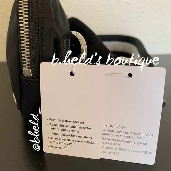 lululemon Everywhere Crossbody Bag in Black/White Neutral OS Brand New NWT - Picture 5 of 16